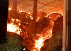 Масштабный пожар произошел в Ленинском районе