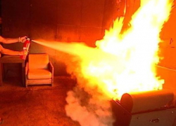 Выходные не прошли без ЧП: в пожаре пострадал волжанин