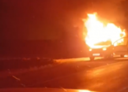 Ночью на трассе Волжский-Волгоград загорелись два автомобиля