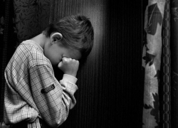 Под Волгоградом 10-летнего мальчика дважды изнасиловали старшеклассники