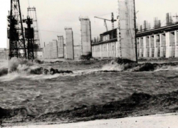 65 лет назад госкомиссия приняла все сооружения Волжской ГЭС к затоплению