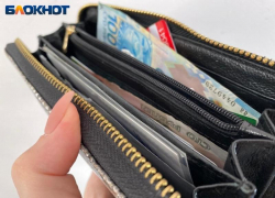 В Волжском у пенсионерки выкрали сбережения в размере 7,2 миллионов рублей
