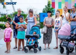 В майские праздники волжане смогут оформить новое пособие на детей от 8 до 17 лет