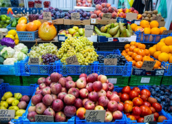 Стало известно, как изменились цены на продукты и лекарства в Волжском