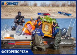 В Волжском прошел крестный ход вокруг города с иконой «Умиление Локотская»: фоторепортаж