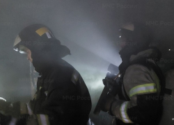 Поздней ночью баня вспыхнула в селе под Волжским