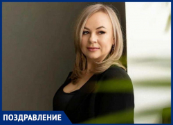 Обворожительную Наталью Полякову поздравляю с днем рождения