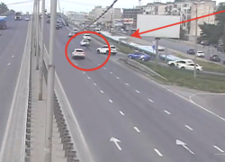 18-летний парень прыгнул под колеса иномарки в Волгограде