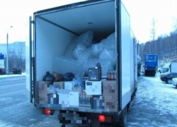 Волжанин перевозил в грузовике 11 600 бутылок поддельного алкоголя