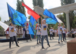 В Волжском в День города чествовали первостроителей