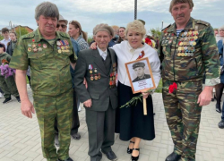 Ирина Гусева не приостановила работу на праздники: депутат встретилась с жителями Волжского