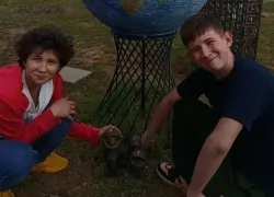 Двух детей-маугли нашли в поселке под Волжским