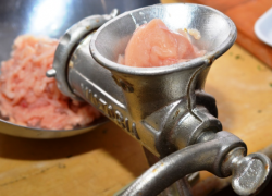 Волгоградка заявила об изнасиловании сына, чтобы избежать наказания за его избиение