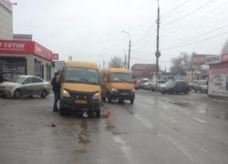 67-летняя пенсионерка угодила под колеса "Газели" в Средней Ахтубе