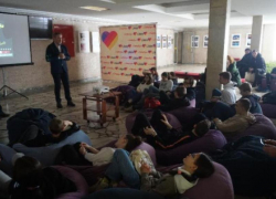 Киберфизкульт привет! Необычный забег с дополненной реальностью прошел в Волжском