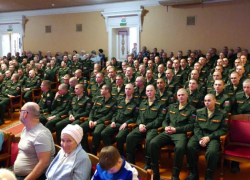 В Волжском участникам СВО и военным подарили праздничный концерт в честь Дня защитника Отечества