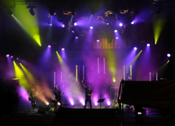 Волжане "зажигали" под песни Би-2 на Центральной Набережной Волгограда