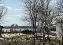 В Волжском обустраивают набережную в парке «Ноосфера»