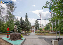 Домнин день: зачем вешали старые лапти и закапывали чертополох у порога