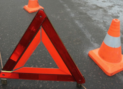 Полицейская Skoda пострадала от водителя на автомобиле "Газель" в Волжском