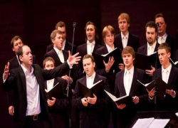 Бывших военных и полицейских на пенсии пригласили на кастинг, чтобы стать настоящими музыкантами в Волжском 