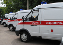 В Камышине 27-летний мужчина вышел из авто на полном ходу