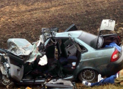 На трассе "Волгоград - Москва" в ДТП с автобусом погибли двое