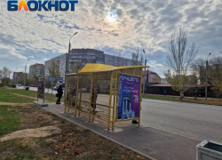 В Волжском снова закупают стекло для остановок