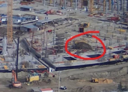 На стройплощадке "Волгоград Арена" упала высотная конструкция c рабочими