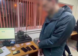 Под Волжским на посту ДПС задержали подозреваемых с наркотиками