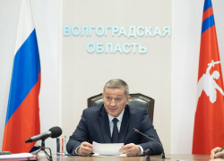 Губернатор Андрей Бочаров обозначил ключевые задачи по подготовке к годовщине Сталинградской Победы