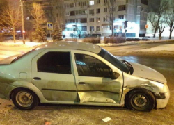 Две школьницы и мужчина пострадали в ДТП в Волжском
