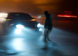 Прогулка по ночной дороге обернулась для волжанина больницей