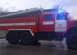 Невнимательный прохожий случайно устроил пожар под Волжским
