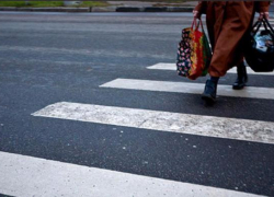 В Волжском на "зебре" сбили пенсионерку