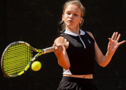 12-летняя волжанка Дарина Масаутова выиграла два золота на теннисном турнире в Ереване