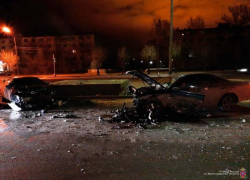 ДТП в Волжском: столкнулись две иномарки «Тойота»