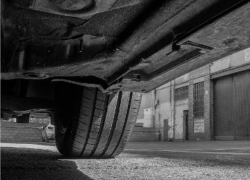 В Волжском восьмилетний ребенок попал под машину