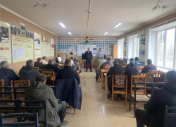 Волжским водителям автобусов напомнили о правилах дорожного движения