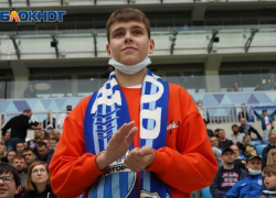 Директора волгоградской школы «Ротор» на год отстранили от футбола за инцидент после матча