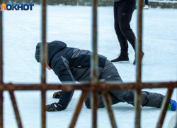 После падения с горки в Волгограде пострадали трое детей: СК выясняет, почему им не провели инструктаж и не оказали помощь