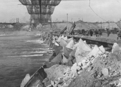 64 года назад был затоплен котлован Сталинградской ГЭС