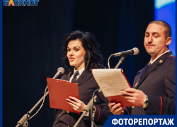Сотрудников УМВД по городу Волжскому поздравили с юбилеем