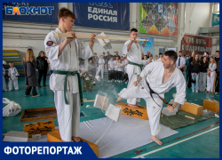 «Силу можно было увидеть в улыбке»: в Волжском прошел турнир по киокусинкай памяти Героя России Михаила Подшибякина