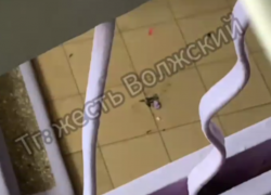 В школе Волжского у шестиклассника на перемене загорелась электронная зажигалка 