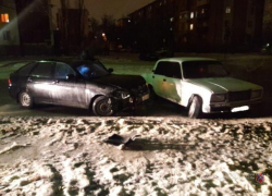Автомобилист устроил аварию с пострадавшим в Волжском