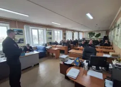 В Волжском водителей автобусов научили правилам «выживания» на зимней дороге