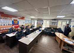 Особые правила для особых машин: в Волжском ГИБДД напомнила водителям МЧС о безопасной езде