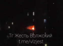 В Волжском ночью сгорел балкон