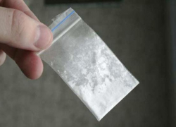 В Волжском задержали военнослужащего на напичканном наркотиками авто